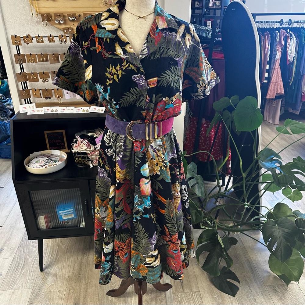 Vintage Amy-Deb jungle tropical print dress with belt